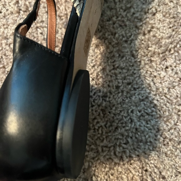 Sigerson Morrison pointed toe flats - Picture 5 of 9